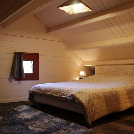Chalet Cosy En Lisiere De Foret Paule Екстериор снимка