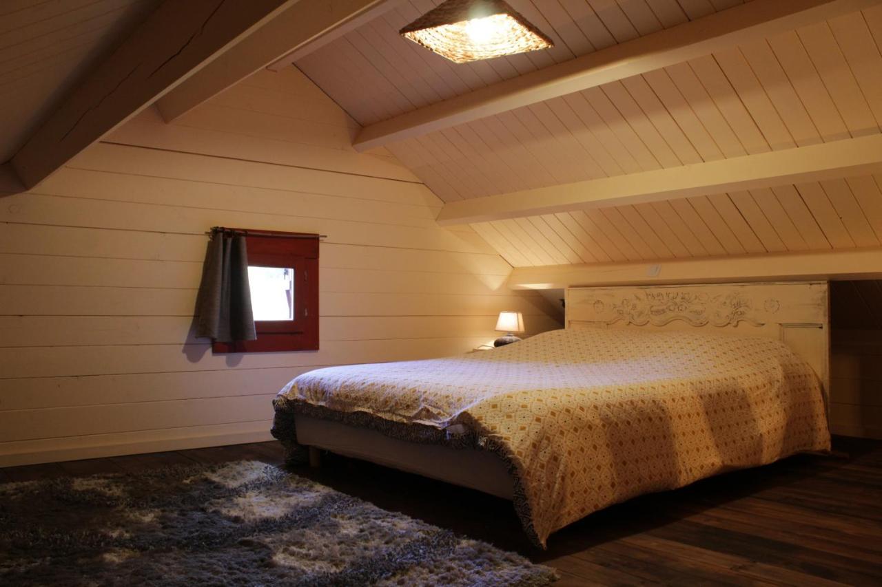 Chalet Cosy En Lisiere De Foret Paule Екстериор снимка