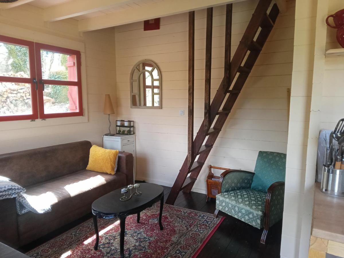 Chalet Cosy En Lisiere De Foret Paule Екстериор снимка